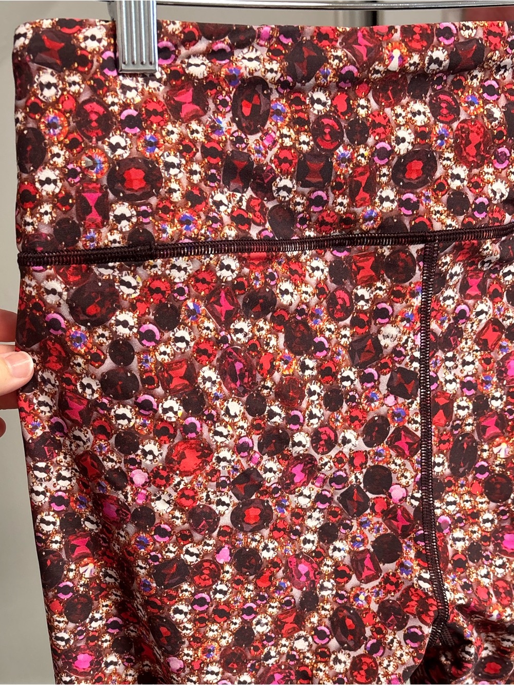 Victoria Sport high rise leggings with gemstones pattern. Size large - Picture 3 of 9